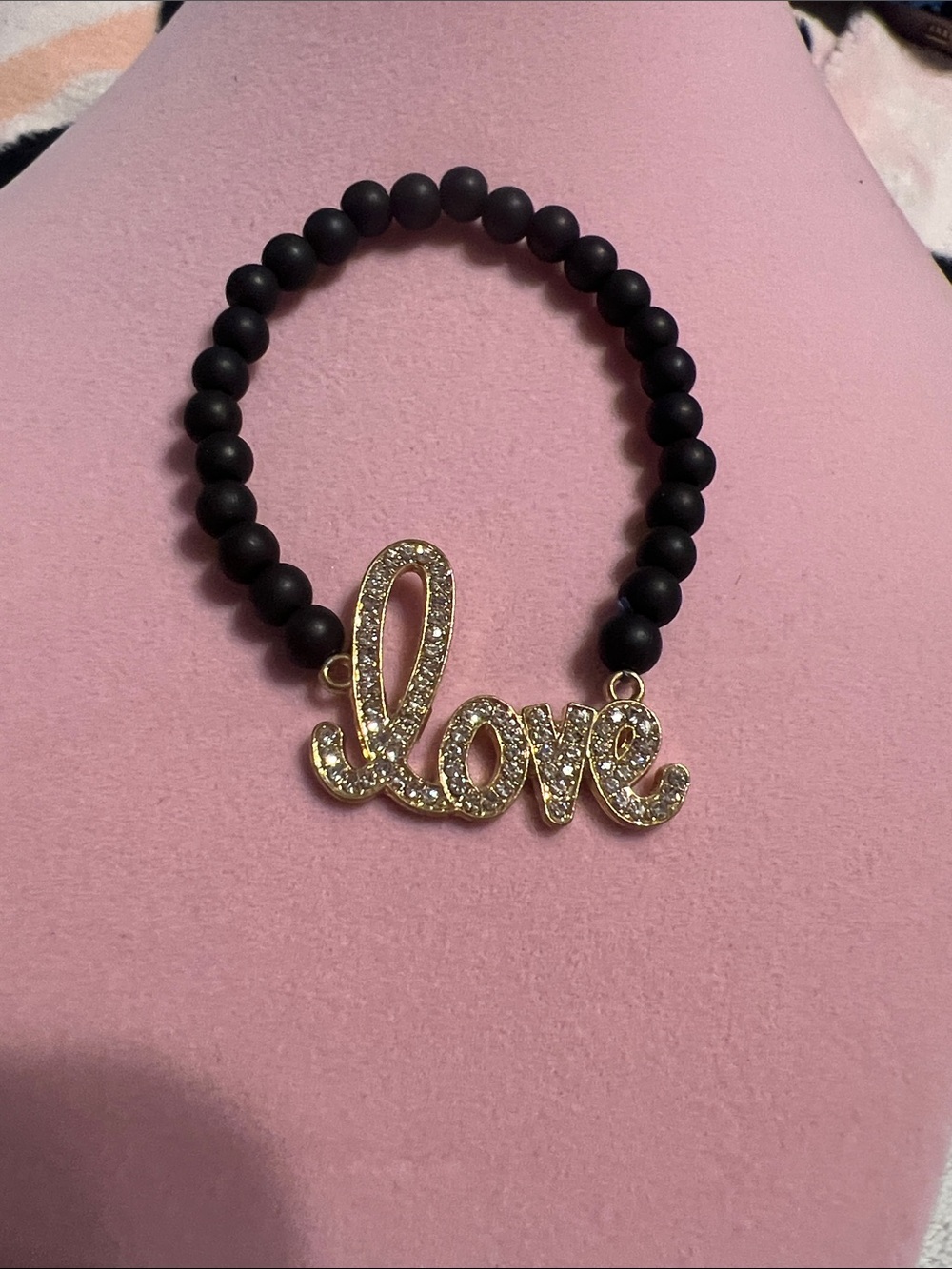 Gold 'Love' Pendant Black Beaded Stretch Bracelet